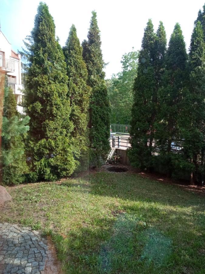 Niewielki Pokoj Jedno Lub Dwuosobowy W Duzym Mieszkaniu W Gdansk Wrzeszcz Ul Smoluchowskiego Kolo Akademii Medycznej - Cooliving Εξωτερικό φωτογραφία