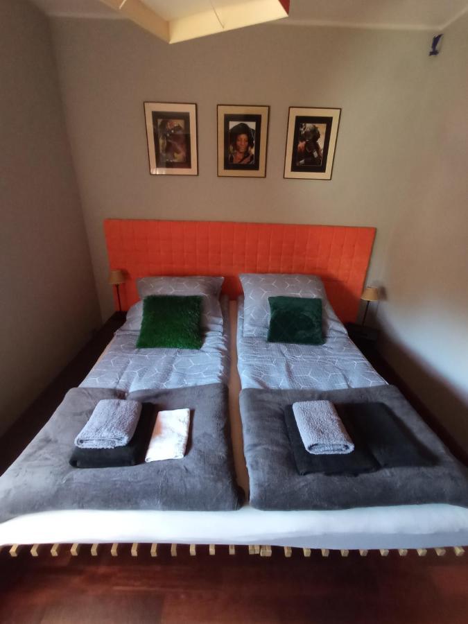 Niewielki Pokoj Jedno Lub Dwuosobowy W Duzym Mieszkaniu W Gdansk Wrzeszcz Ul Smoluchowskiego Kolo Akademii Medycznej - Cooliving Εξωτερικό φωτογραφία